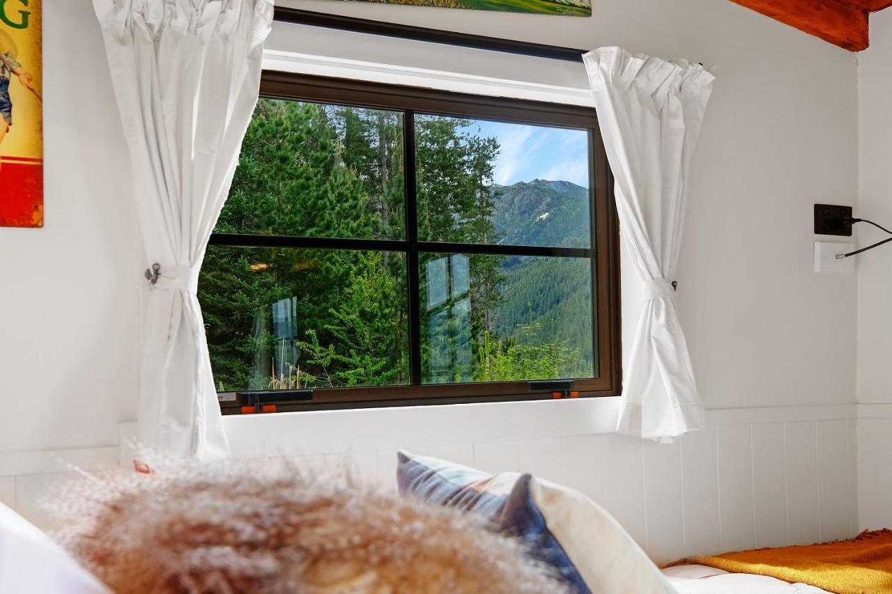 The Shepherds Hut - Boutique Retreat. Hanmer Springs Kültér fotó